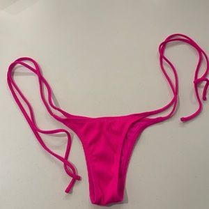 ONEONE SWIMWEAR ARIEL BOTTOMS 💕